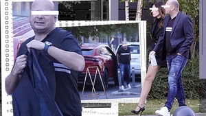 Unii dintre cei mai discreți soți multimilionari au apărut pe Nordului cu Lamborghini Urus. Doamna și-a etalat picioarele cât doi stâlpi de iluminat...