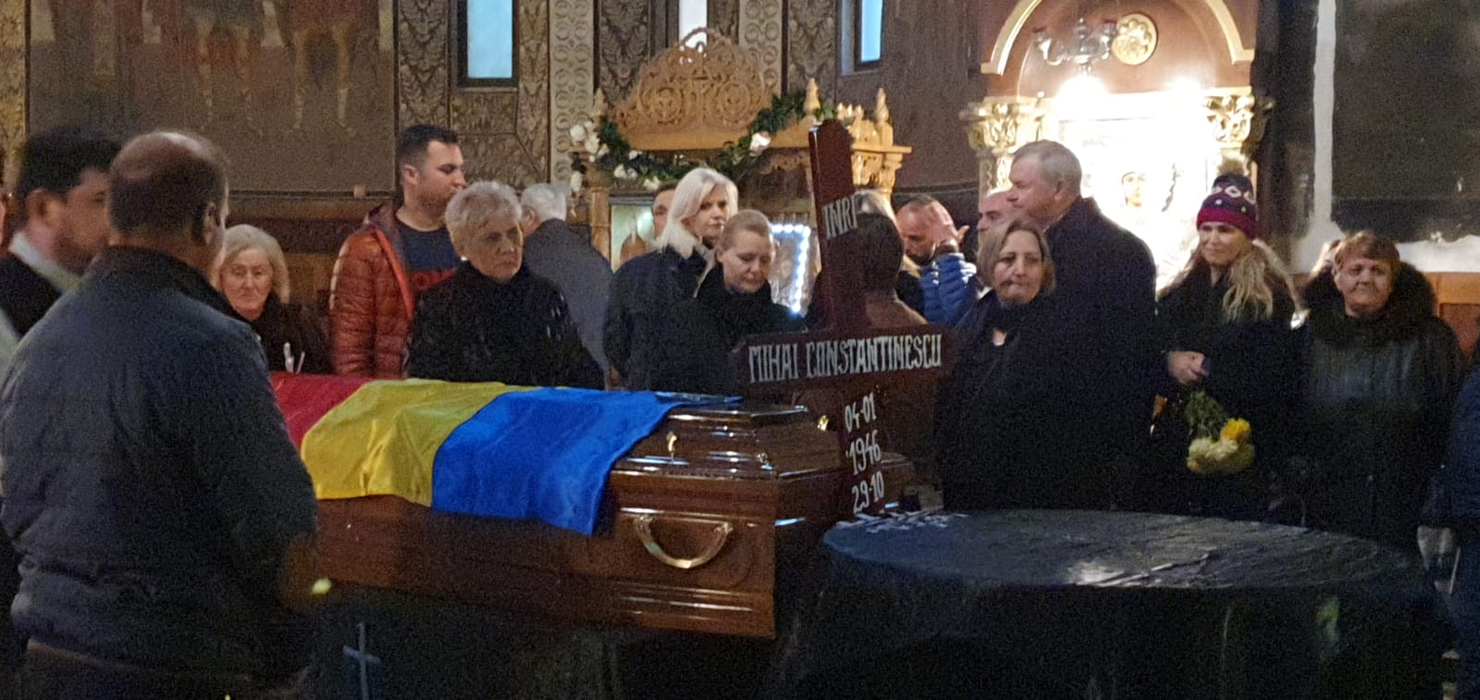 Mihai Constantinescu, depus la biserica ”Sfânta Parascheva” GALERIE FOTO