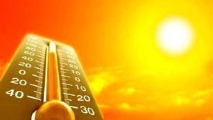 Vremea o ia razna în următoarele zile. Prognoza meteo a fost reactualizată, Europa devine un cuptor încins