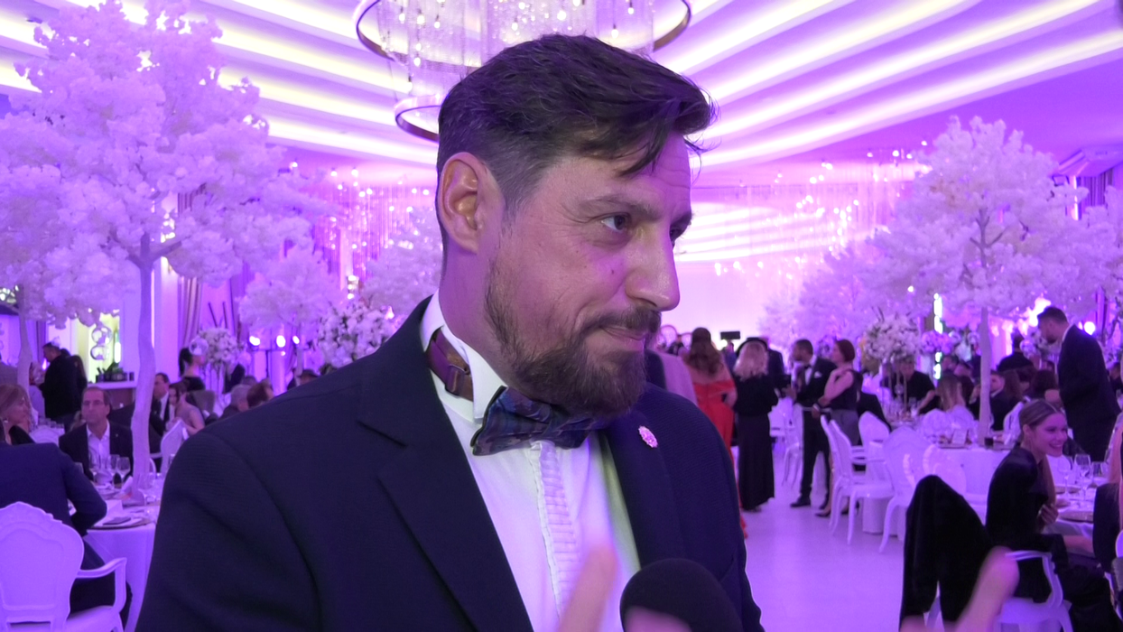 Daniel Pavel: "Să pot să dau dinamica, energia, lucruri pe care nu le surprind camerele, care sunt ele, cu drone, cu macarale. Ăia doi sunt protagoniștii, pe ăia îi vreau pentru voi, deci am reușit să n-am afinități. Pot să faci asta pentru că le văd durerea și disperarea celor care pierd. Cum să nu, plânge inima, dar le împart judicios și îmi ies!"