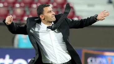 CANCAN.ro a realizat luni seară imaginile care vor ”cutremura” fotbalul din România! L-am filmat pe fostul nr.10 de la Steaua, ”pe blat”, la pariuri!