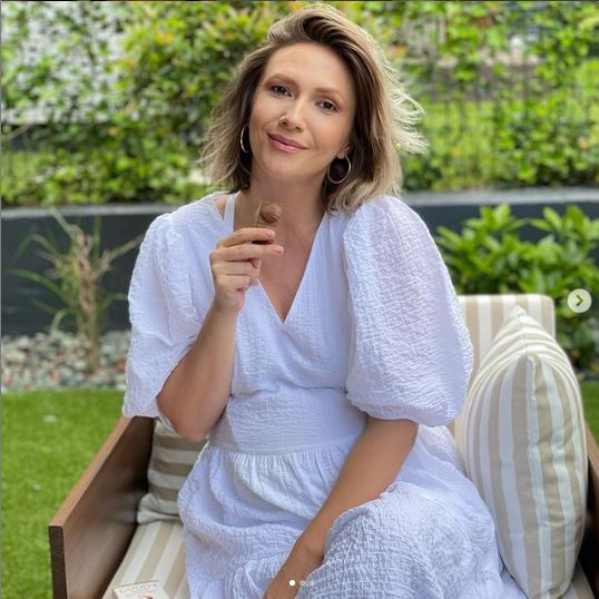 Adela Popescu, dialog cu bebelușul nenăscut: ”Iar dumneata, domnule din burtică, acolo o să ai loc!”