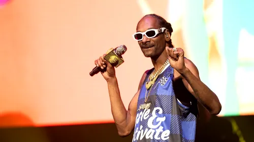 Snoop Dogg s-a filmat pe ritmuri de manele și a postat clipul pe contul lui cu 55 de milioane de urmăritori