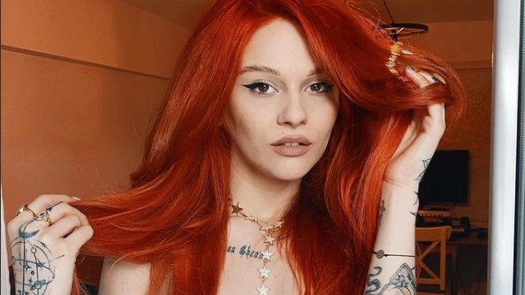 Cine e, de fapt, Marilu Dobrescu și cum a câștigat titlul de cel mai bun influencer din 2021?