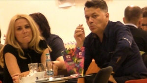 Dana Savuica, vizita-fulger la oftalmolog dupa Craciun! Vezi ce-a patit primul iepuras Playboy