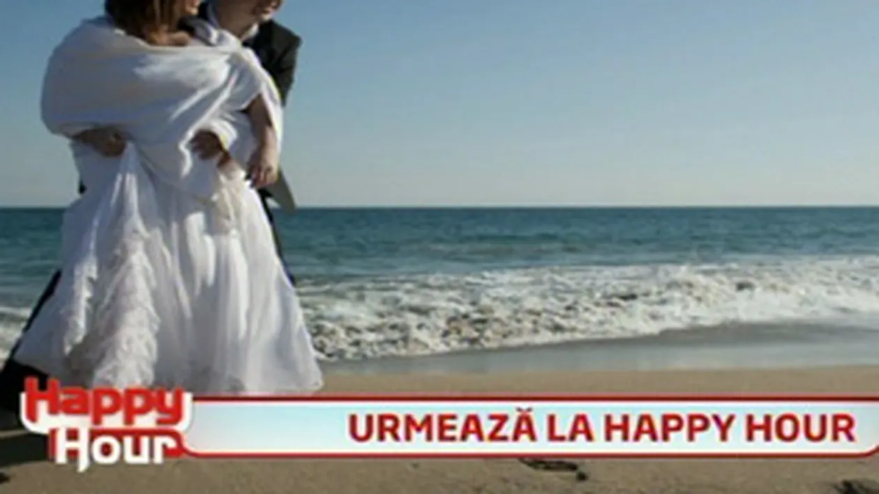 Luminita Anghel s-a casatorit religios pe o plaja din Spania! Vezi imagini cu ea in rochie de mireasa!