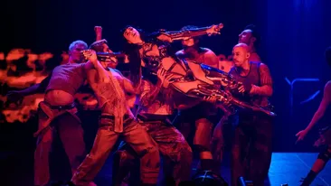 Katy Perry, surprinsă de apariția unui fan pe scenă! Paza nu l-a putut opri și... „Ei bine, nu va mai exista...”