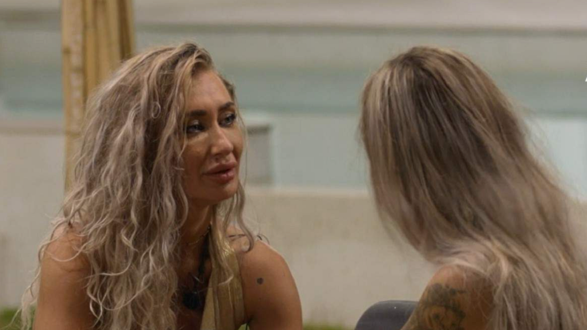Maria și Ella, discuție delicată/ Sursa foto: Antena 1