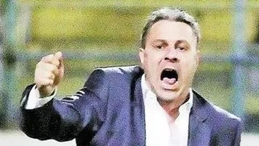 Va semna un contract pe doua sezoane. Sumudica s-a inteles cu Rapid!