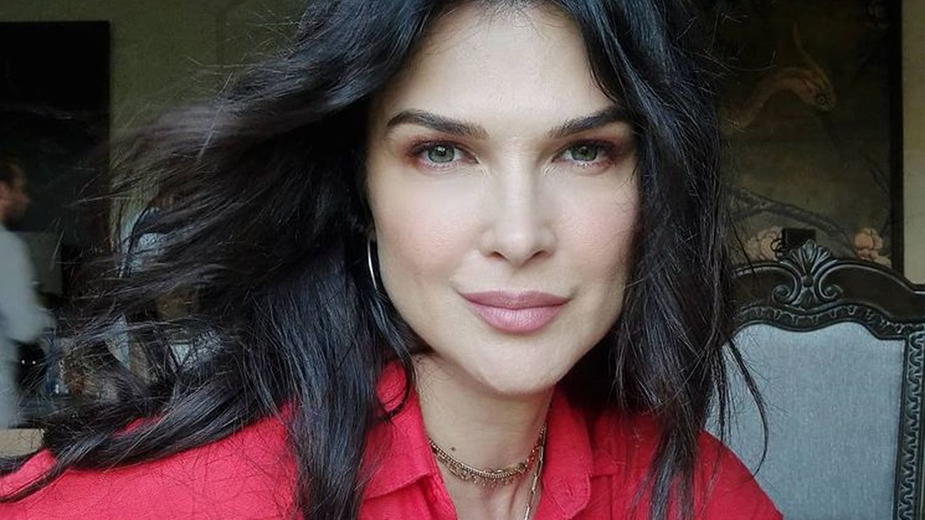 De ce nu a plecat Monica Bîrlădeanu în vacanţă. Vedeta a dezvăluit motivul: "Dacă cumva e nevoie de mine..."