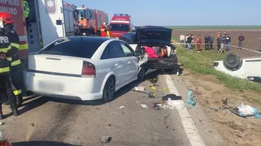Accident grav în Teleorman! Trei mașini s-au făcut praf. A fost solicitată intervenția unui elicopter SMURD
