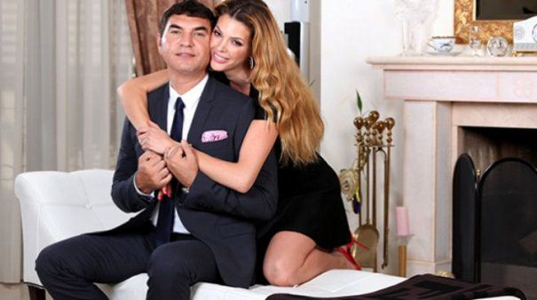 Ce făcea Alina Vidican în timp ce Cristian Borcea era încătușat!