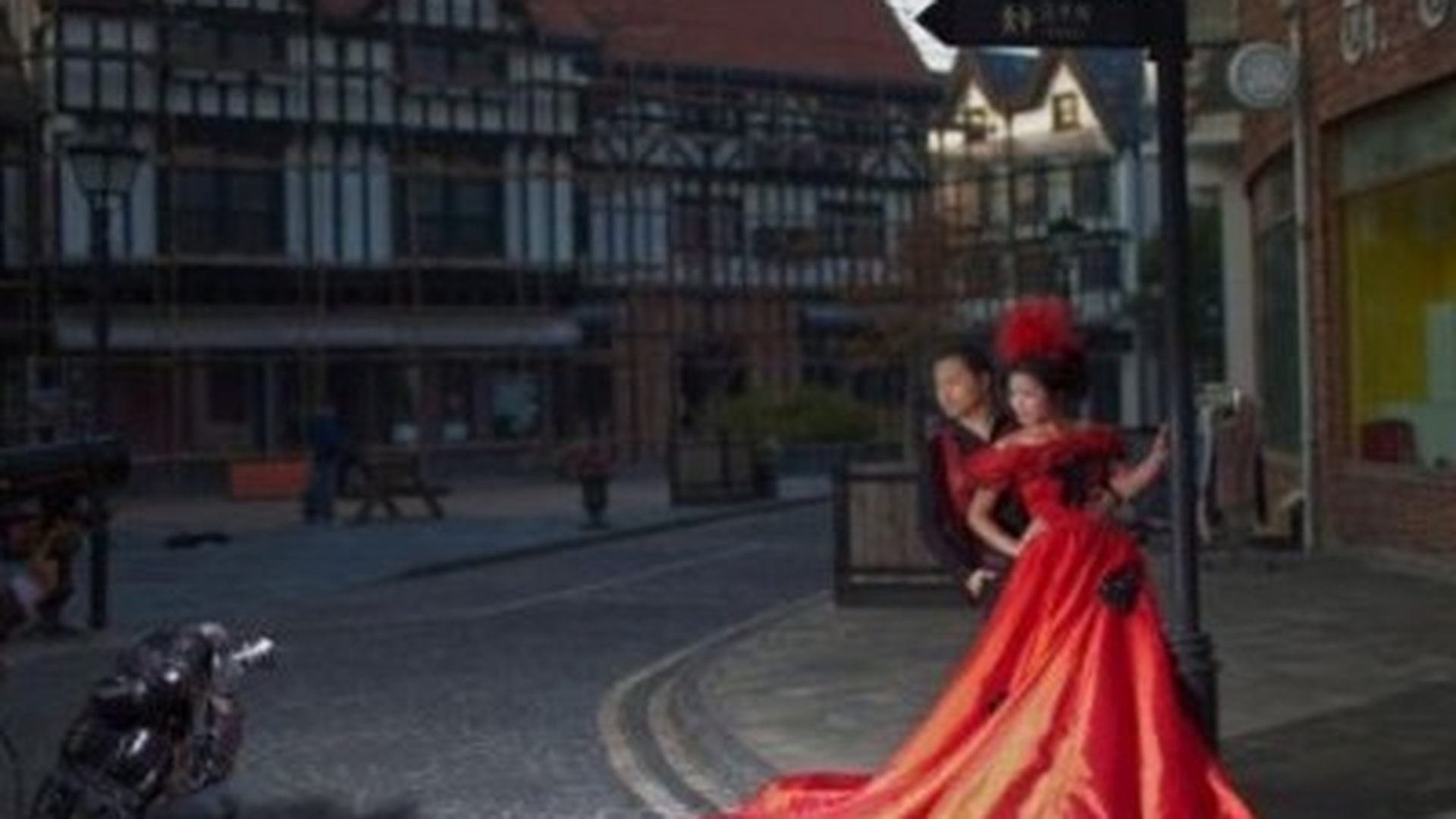 Oraşul din China care pare desprins din Marea Britanie. Ştiai despre Thames Town?