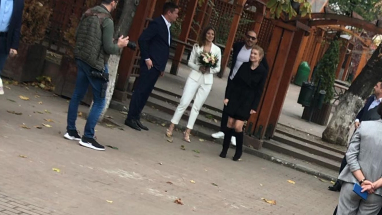 Ștefan Stan renunță azi la burlăcie. Avem primele imagini de la cununia secretă!