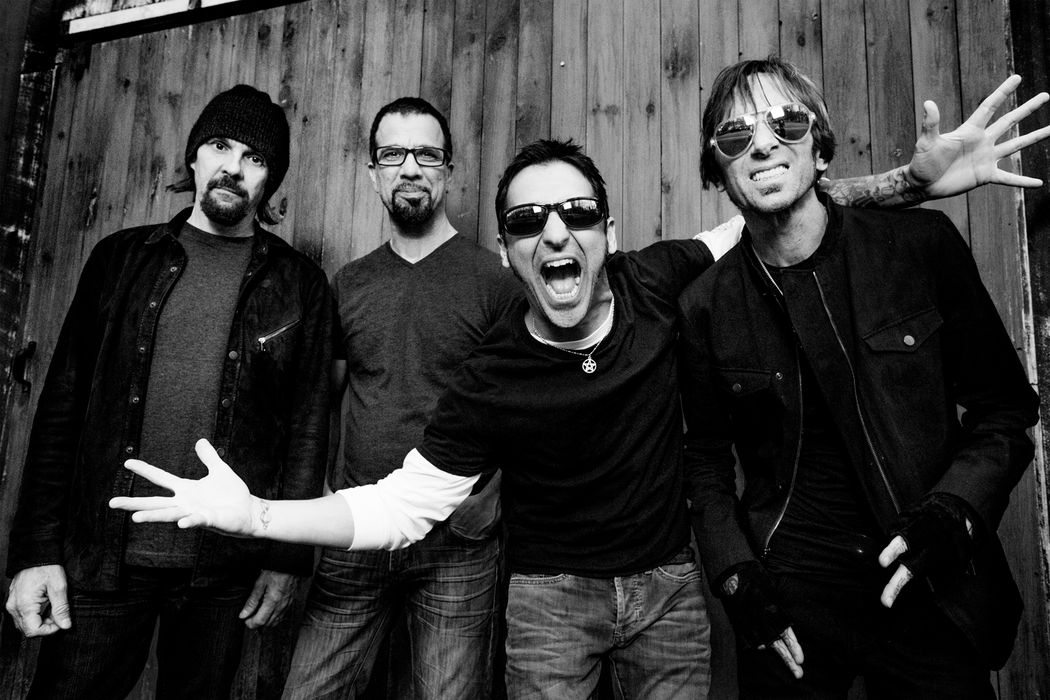 Joe Fay, fiul chitaristului Tony Rombola de la Godsmack, a murit la doar 34 de ani