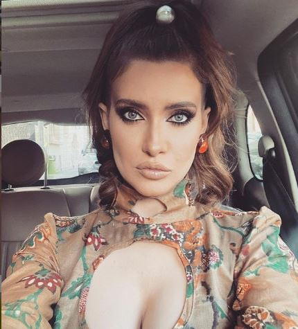 Așa a scăpat Iulia Albu de problemele la păr: ”Am făcut injecții în scalp!”