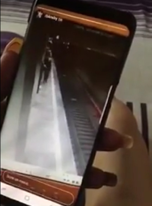 Magdalena Şerban a încercat să o împingă pe Alexandra pe şinele morţii în staţia de metrou Costin Georgian.