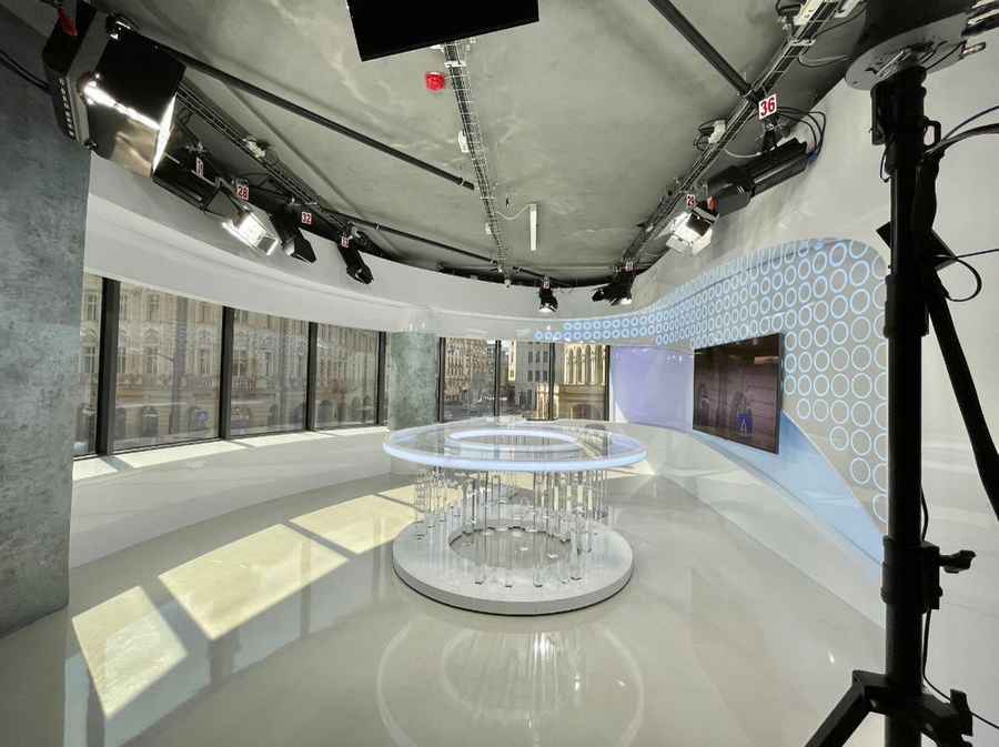 Schimbare radicală la B1 Tv. Postul de știri are noi platouri și emisie HD