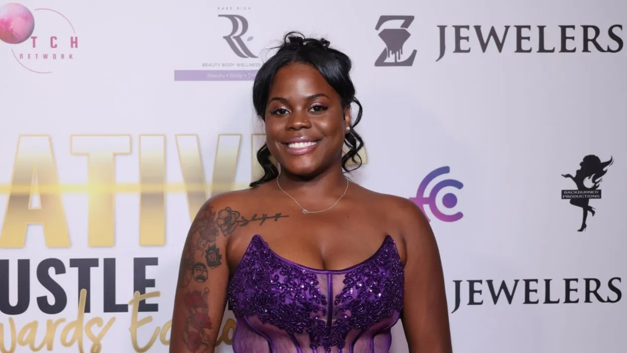 O celebră influenceriță de pe YouTube și TikTok a murit la doar 25 de ani