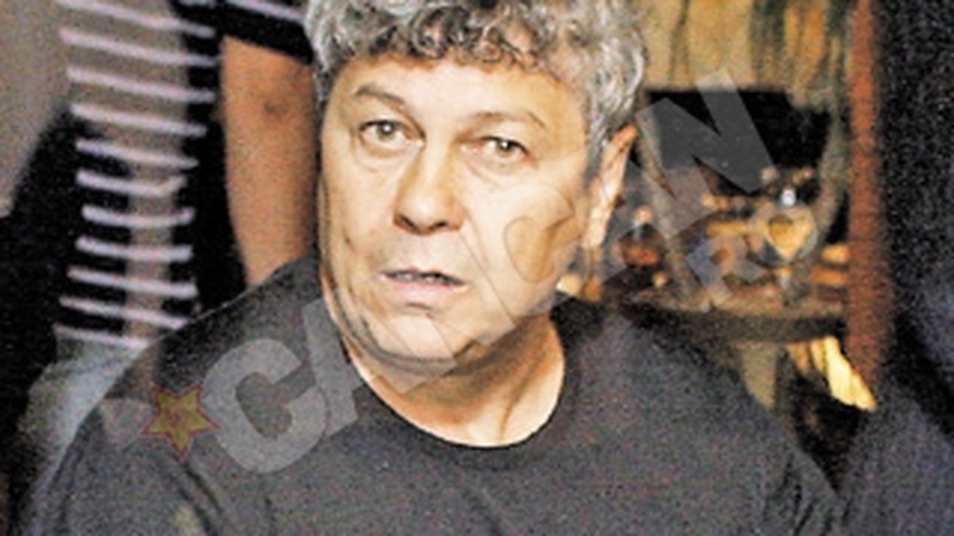 Pompierul care i-a salvat viata lui Lucescu:  "Era speriat si il durea pieptul"
