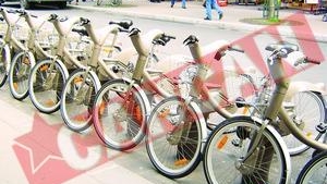 Romanii din Franta sunt "spaima" bicicletelor