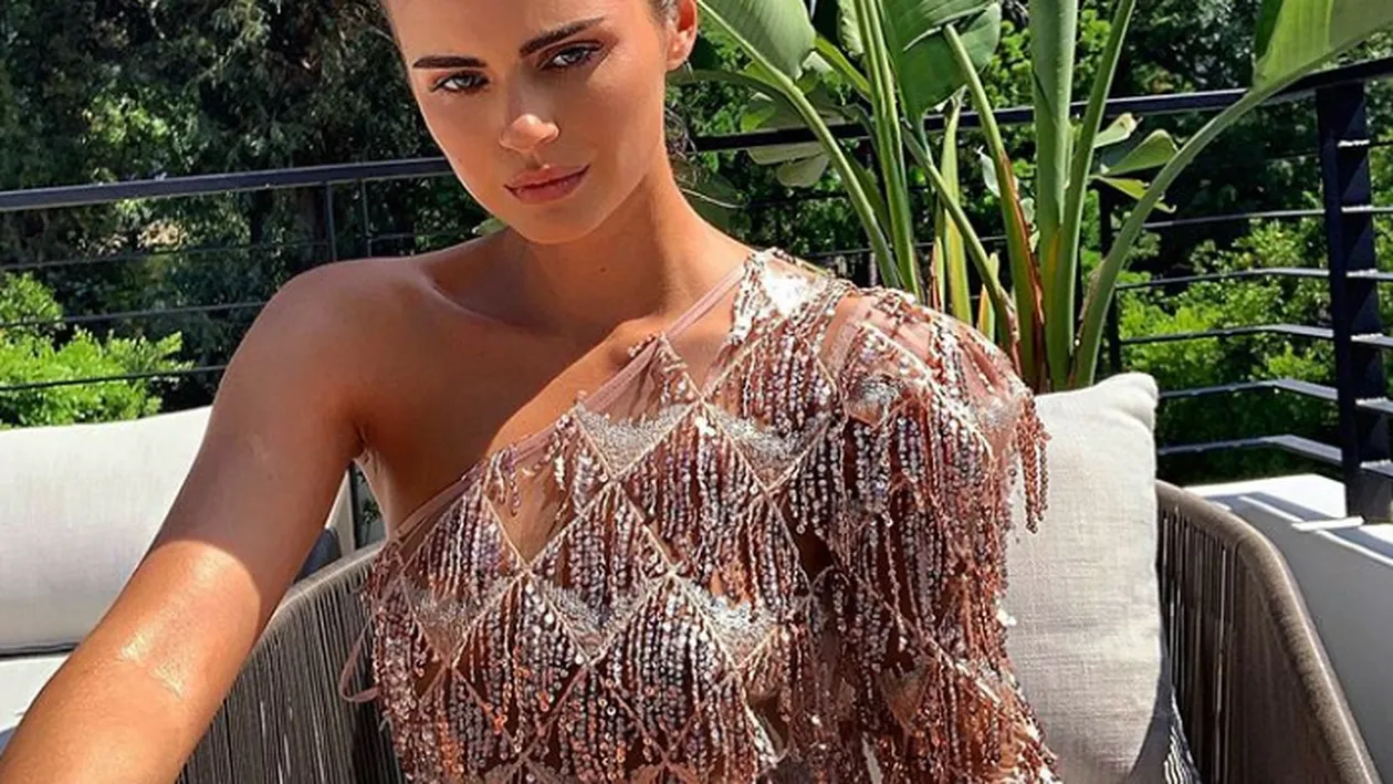 Imagini de senzație cu cea mai frumoasă femeie din Republica Moldova! Deși a născut, arată de nota 10