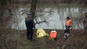 Bărbat găsit mort în albia unui râu din Vrancea!