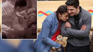 Ce s-a întâmplat cu Diana Belbiță și cu Marius Crăciun, după ce s-a spus că au făcut amor la Ferma de la Pro TV. Imaginile care dezamorsează "bomba" în showbiz