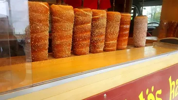 Nu e o glumă! Câți lei costă un kurtos colac la Târgul de Crăciun din Cluj-Napoca