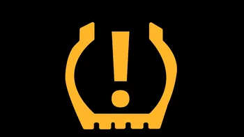 Mulți șoferi nu știu ce reprezintă martorul din imagine. Ce trebuie să faci dacă se aprinde