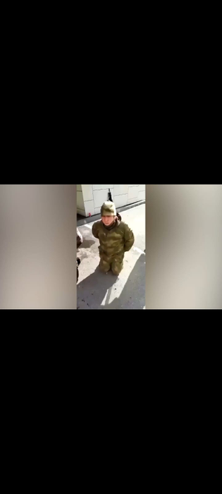 Cum îi ameninţă Vladimir Putin pe soldaţii ruşi care nu vor să lupte în Ucraina? Video halucinant, după ce ucrainenii au capturat mai mulţi ruşi