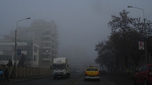 Curse aeriene anulate si intarzieri, din cauza cetii, pe aeroporturile din Bucuresti si Cluj!