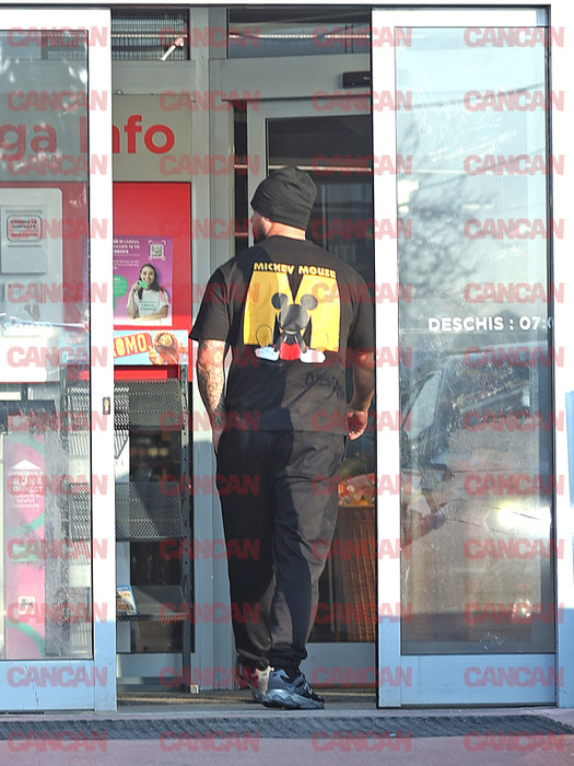 A intrat într-un supermarket pentru a face câteva cumpărături