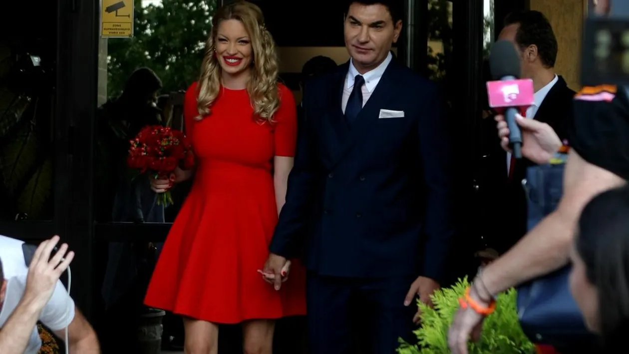 Valentina Pelinel a impresionat invitații cu inelul de logodnă! Cât a costat bijuteria