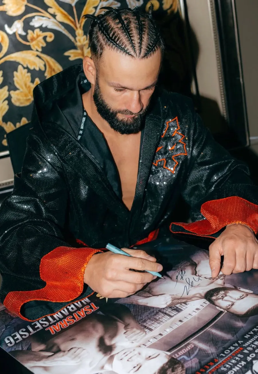 După implantul de păr, Yamato Zaharia vrea să-și schimbe dantura