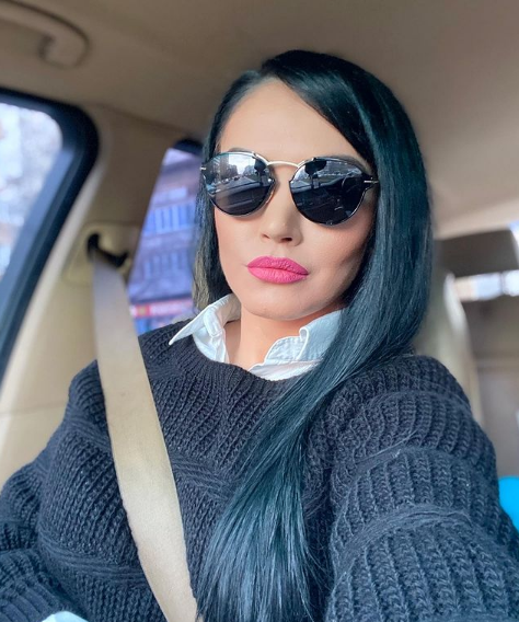 Andreea Mantea,sexy-prezentatoarea de la Kanal D