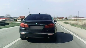 Ce sancțiune a primit șoferița din BMW care a șicanat un alt șofer în trafic