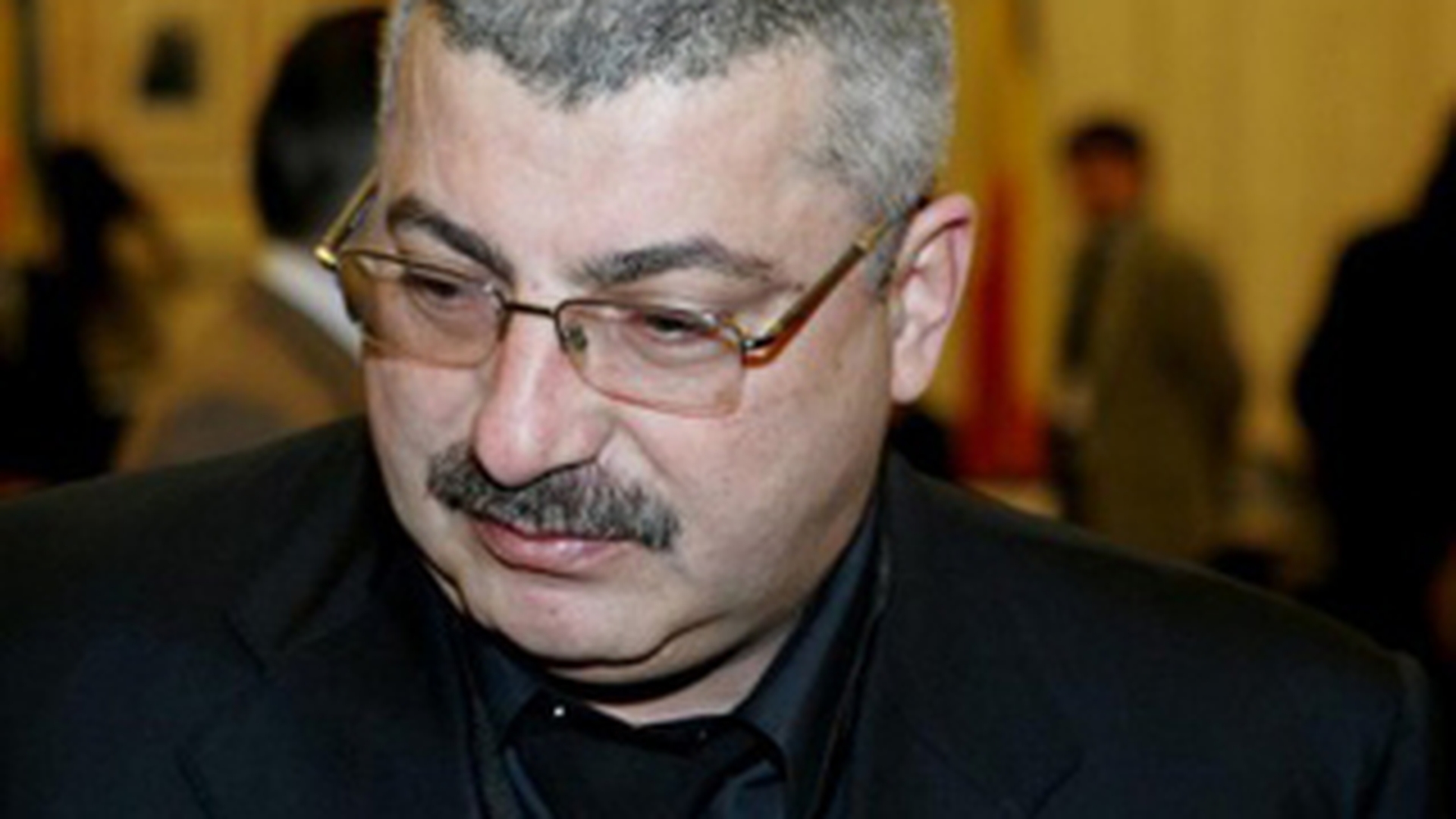 Silviu Prigoana este melancolic! Si-a amintit de bunica lui: "Daca exista Mos Craciun, vreau sa o aduca inapoi"