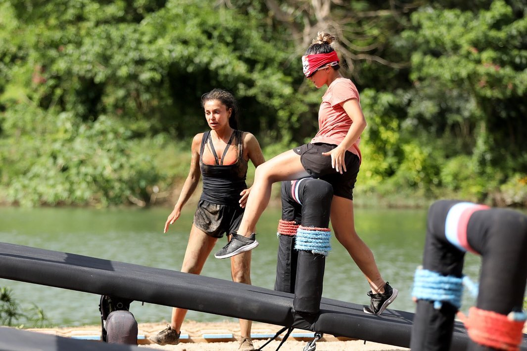 Momente de stupoare la Survivor România! S-a amorezat de o rivală şi a dat totul pe faţă: “Îţi ofer inima mea”. Cum a reacţionat iubitul ei, în ţară