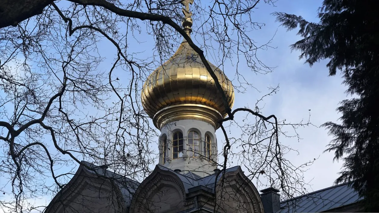 Ce este bine să bei și să faci de Izvorul Tămăduirii pentru sănătate și binecuvântare