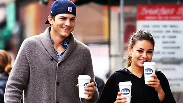 Celebra Mila Kunis a fost întrebată în direct ce face soţul ei pentru a o scoate din minţi şi a dat un răspuns genial şi neaşteptat: Este un...