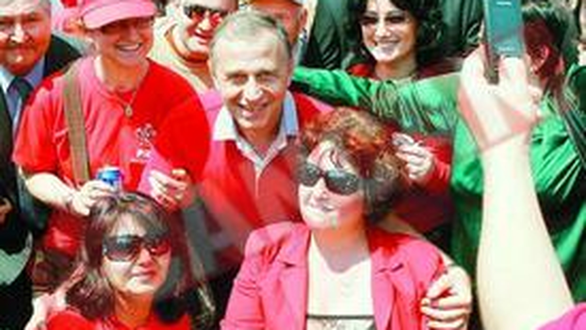 Mici si bere gratis in Parcul Izvor