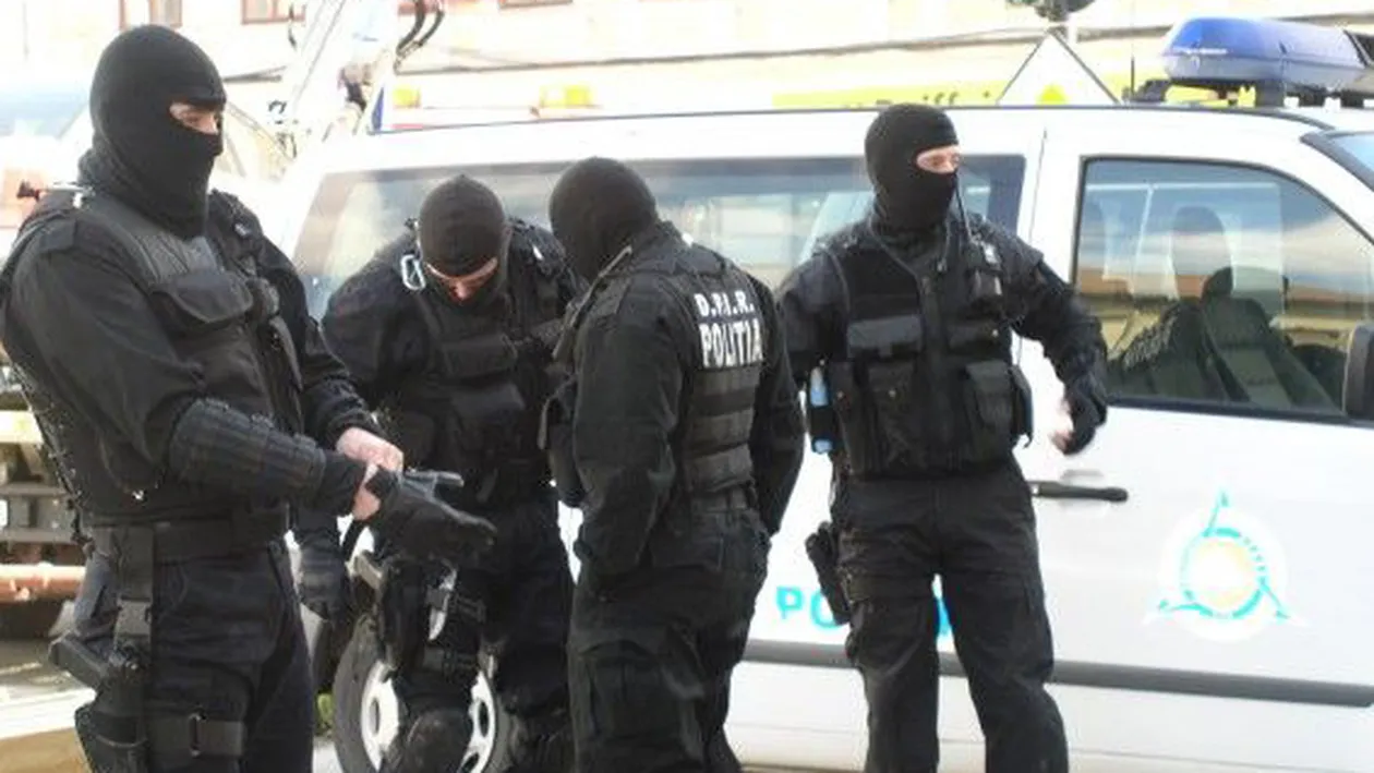 Membrii gruparii Sportivilor fac bani si dupa gratii. Afla la ce metoda au recurs