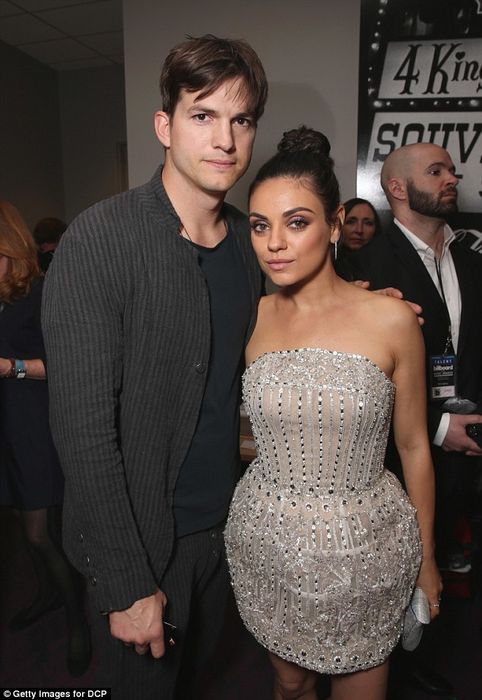 Celebra MILA KUNIS a făcut o mărturisire care i-a şocat pe mulţi: Îi dă fiicei sale de doar trei ani să bea în fiecare duminică