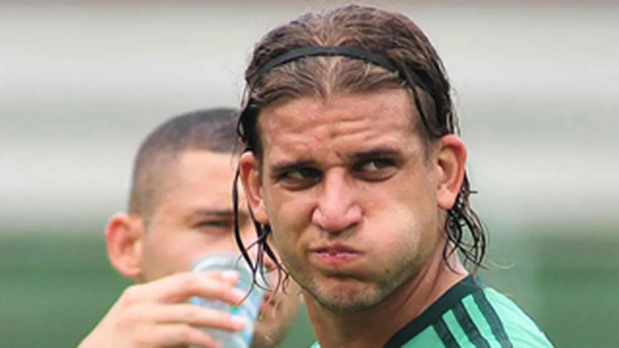 Un fotbalist din Brazilia, suspendat zece meciuri pentru ca a scuipat un adversar