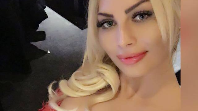 Cristina a dat petrecere mare pentru a sărbători divorţul de Nicolae Guţă! Nu s-a uitat la bani şi a cumpărat zeci de cadouri pentru familia ei