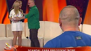 VIDEO Dialoguri savuroase si jigniri dure intre Raluca Podea si Andreea Podarescu! Au vrut sa se bata din nou in direct! Afla ce au de impartit!