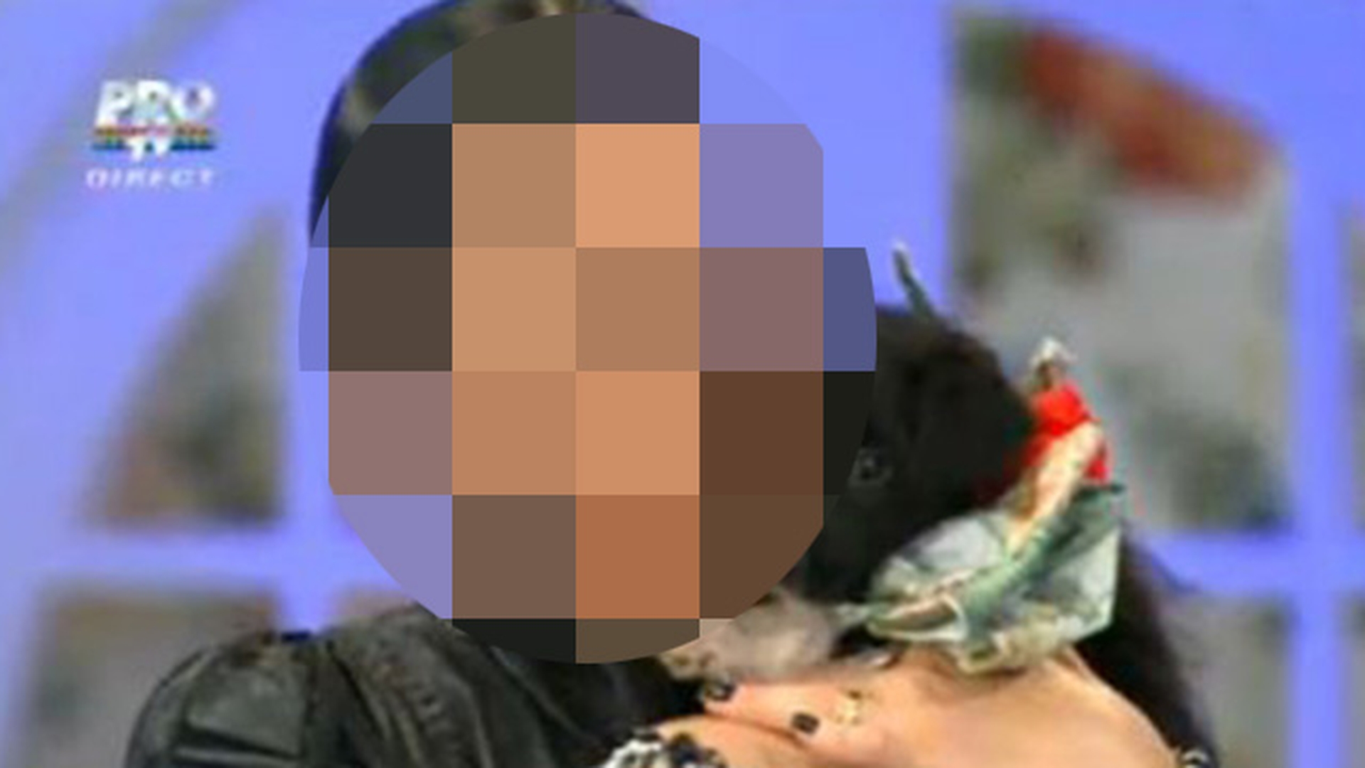 Ce jurată de la Dansez pentru tine şi-a injectat buzele? Vezi apariţia de senzaţie a vedetei tv! Voi ce spuneţi despre cum arată?