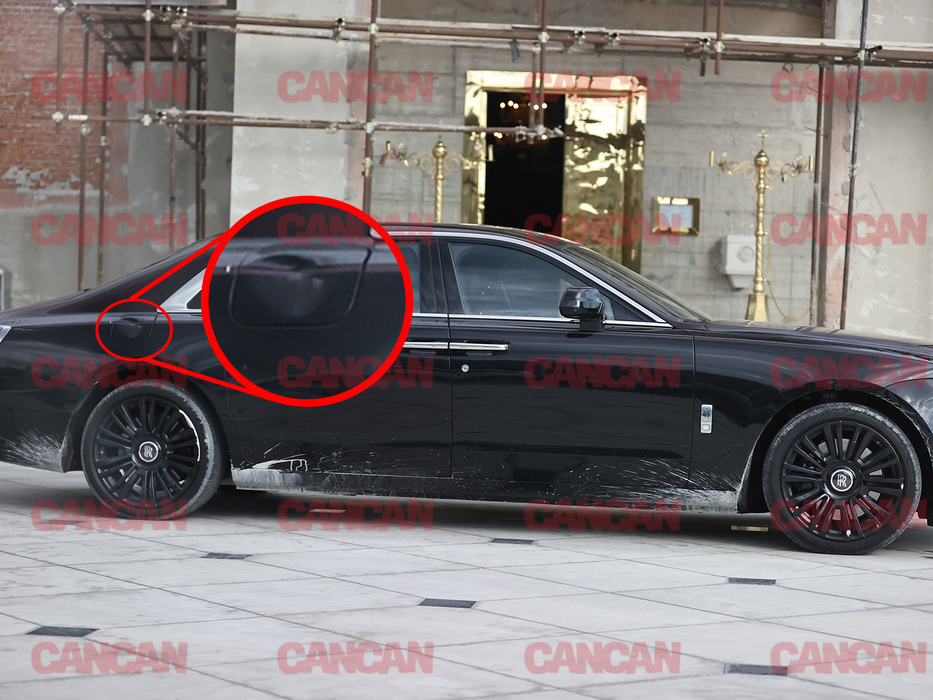 Rolls-Royce-ul lui Becali, avariat