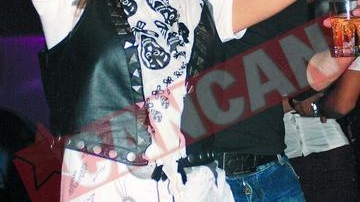 Roxana Ilie s-a facut "pulbere" in discoteca